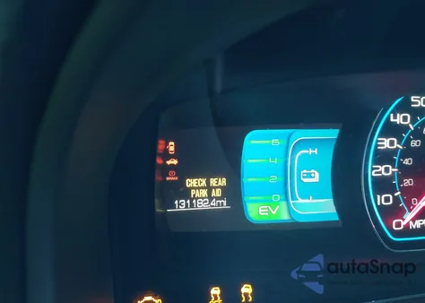 2010 Ford Fusion Hybrid from USA, damaged, VIN 3FADP0L33AR292902